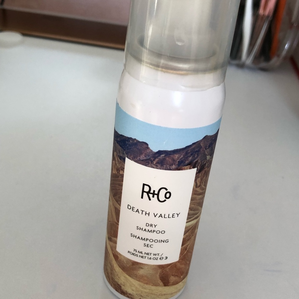 R + CO dry shampoo
